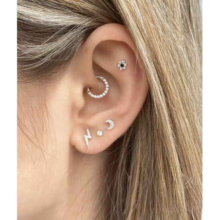 piercing cartilage